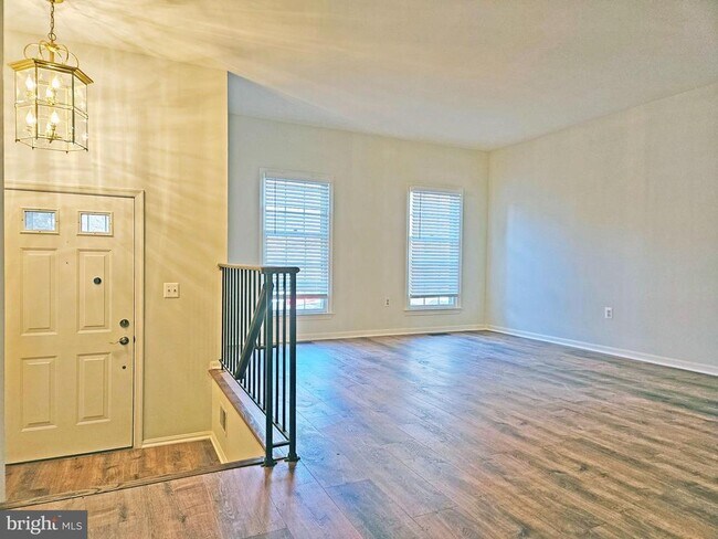 Photo - 3957 Hancock Forest Trail