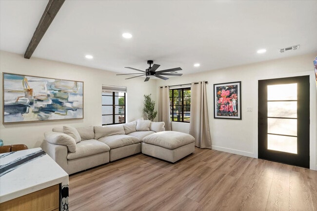 Photo - 1629 N 16th Ave