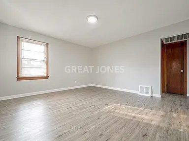 Photo - 1143 Charbonier Rd