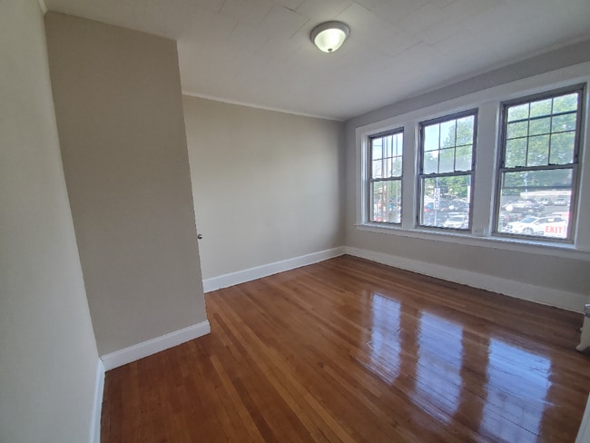 Photo - 388 Bloomfield Ave Unit 206A