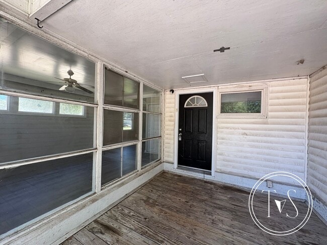 Photo - 524 Arnall Dr Unidad 1