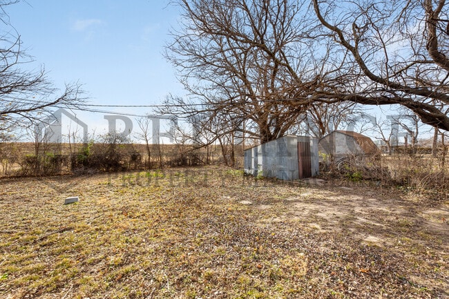 Photo - 421 Grover Ave