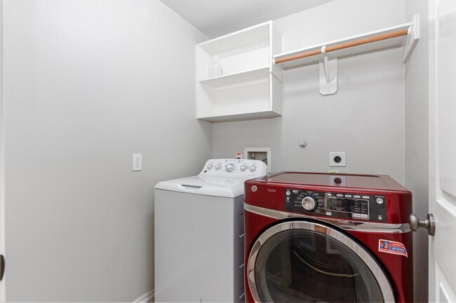 Photo - 3531 Shoreview Ln