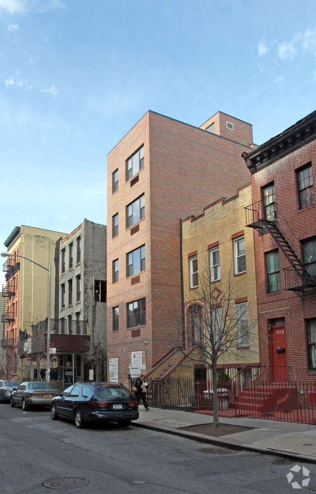 Building Photo - 423 East 117th Street Rental