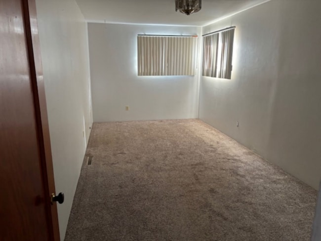 Photo - 38 10th Ave SE