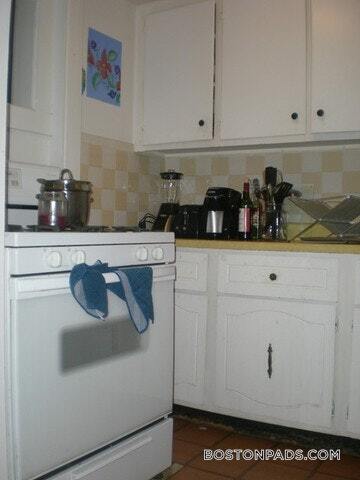 Photo - 435 Hanover St Unit 3D