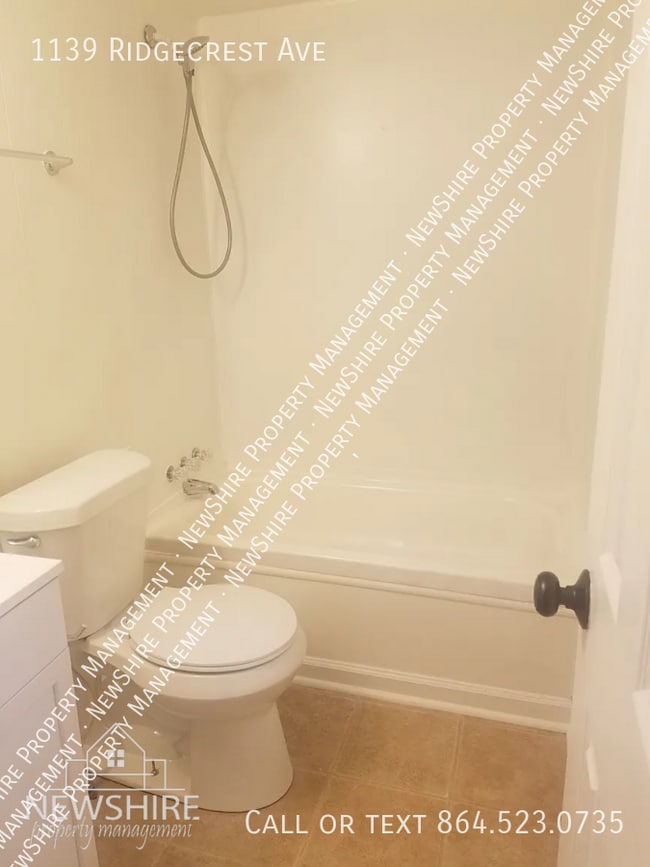 Building Photo - 1139 Ridgecrest Ave