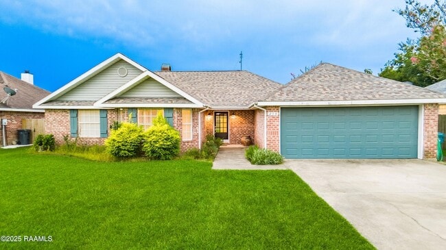 Photo - 213 Longleaf Dr
