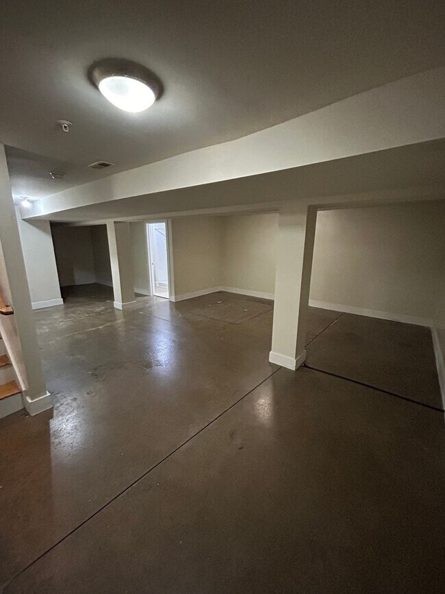 Photo - Mortons Apartments