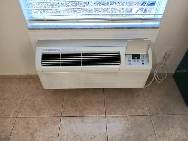 Photo - 221 Caribbean Dr