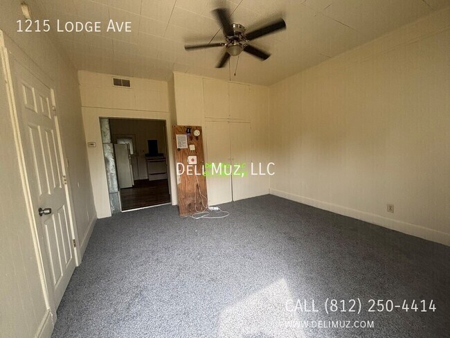 Photo - 1215 Lodge Ave