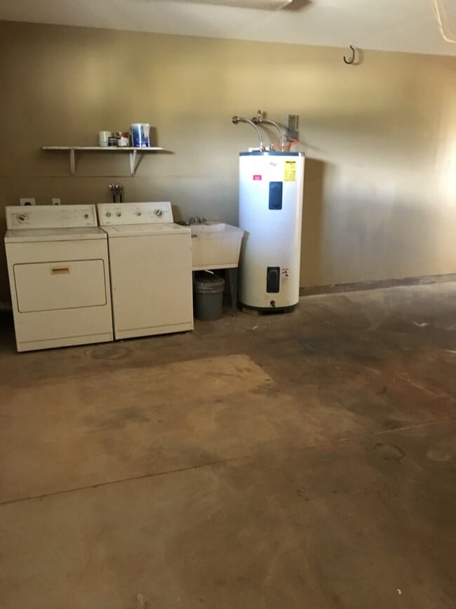 Photo - Single family home of 3BD/2BA in Kapolei-Kai area