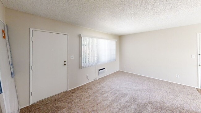 Photo - 34939 Cedar Ave Unit #1