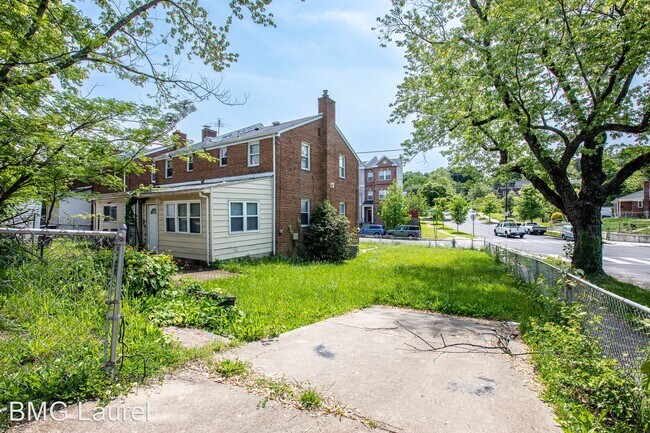 Photo - 2 br, 2 bath House - 700 Burns St SE