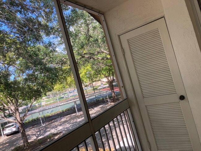 Photo - 9777 Westview Dr Unit 1121