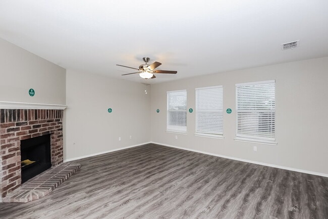 Photo - 2308 Overlook Ln