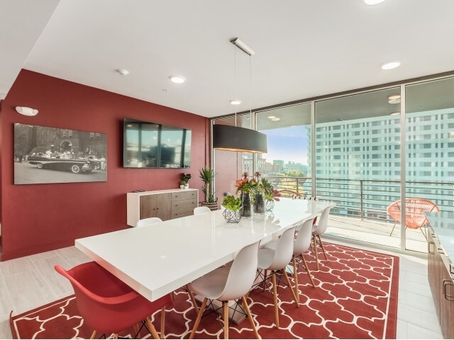 Photo - The Urban - Student Housing