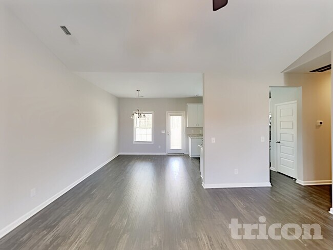 Photo - 1014 Cyril Dr