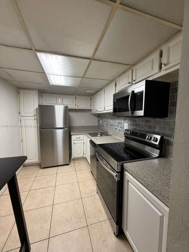 Building Photo - 1800 Sans Souci Blvd Unit 442