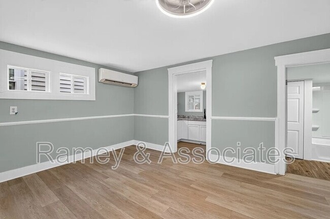 837 E Burnett Ave Unit B