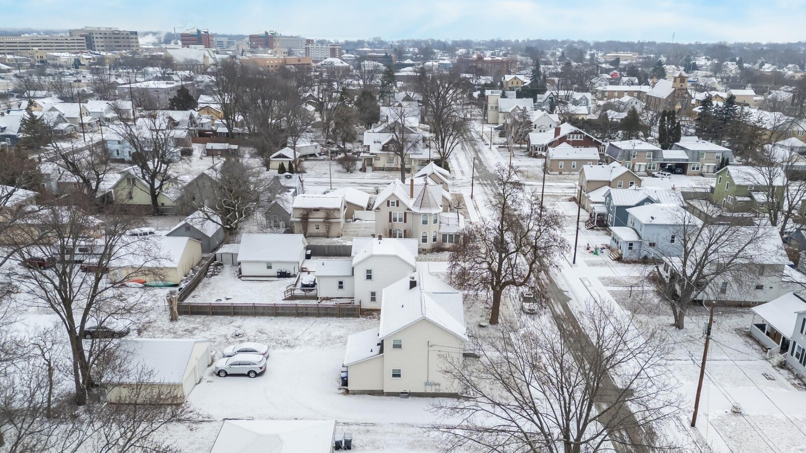 Photo - 417 Caroline St