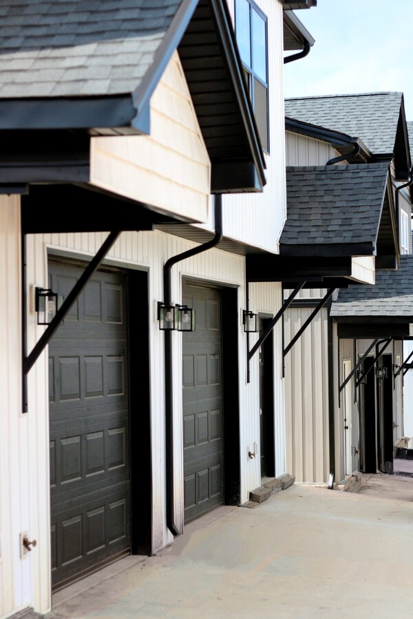 Photo - 101 Independence Ln Townhome