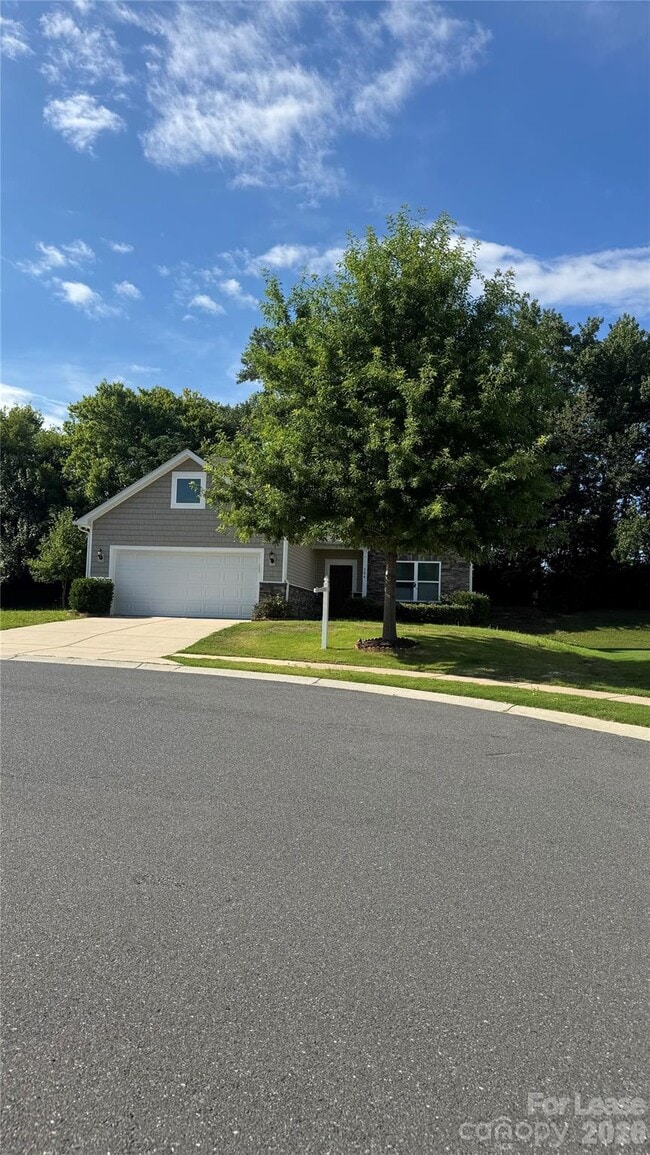 Photo - 504 Twelve Oaks Ln