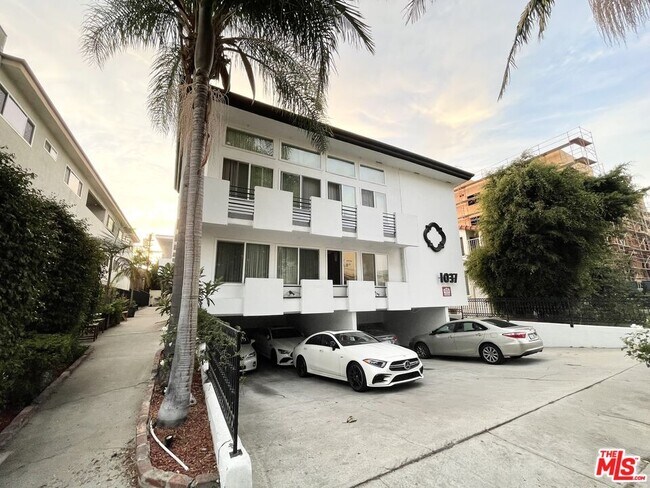 Photo - 1037 S Shenandoah St Condo