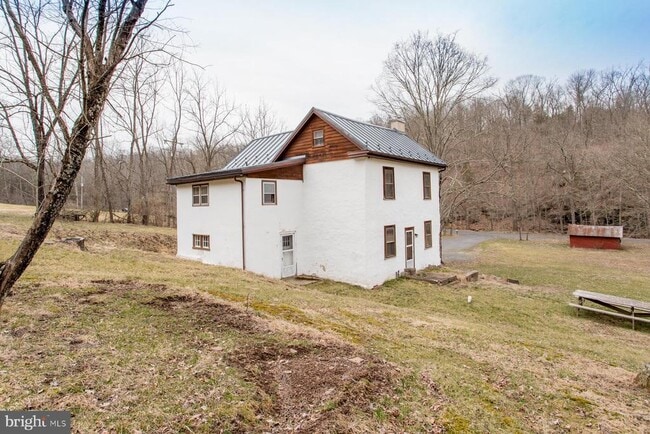 Photo - 120 Tabor Rd