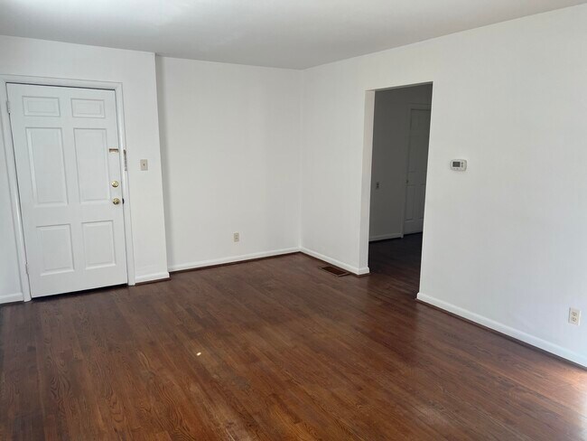1705 Carolyn Dr Unit 1