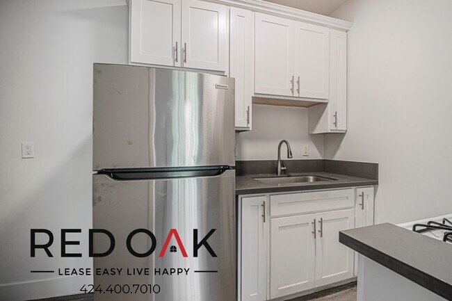 Photo - 1111 S Norton Ave Unit 102