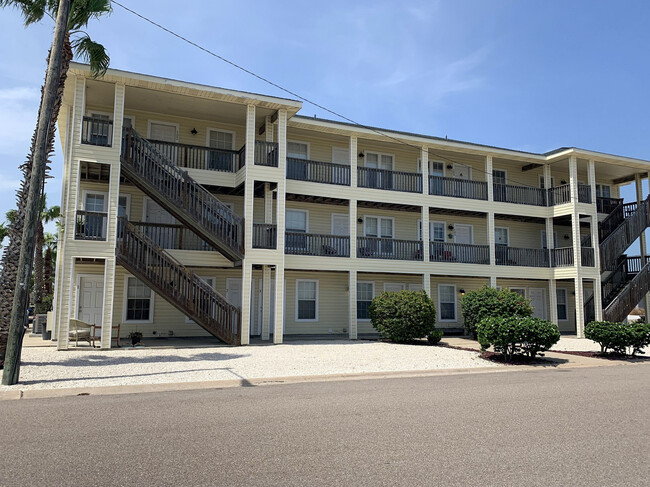 Building Photo - 15438 Seamount Cay Ct Unit 108 Rental