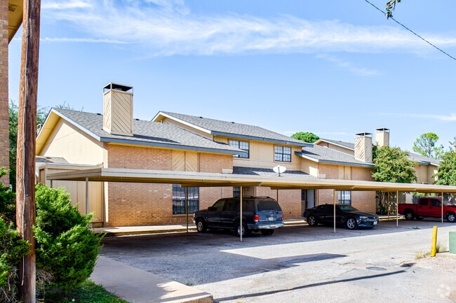 Photo - Oakwood Manor Condominiums