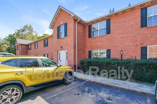 4207 Iona Way