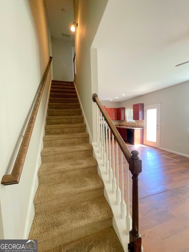 Photo - 149 High Point Way