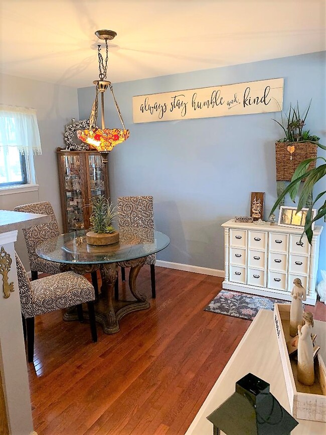 Photo - 709 Plaza Dr