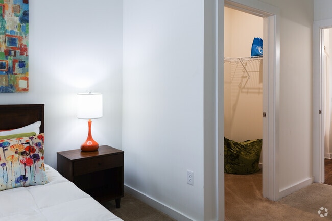 1BR, 1BA