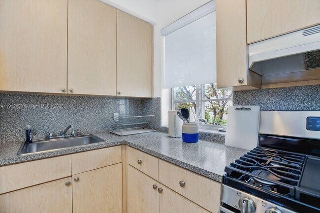 Photo - 301 86th St Apartamento Unidad 5