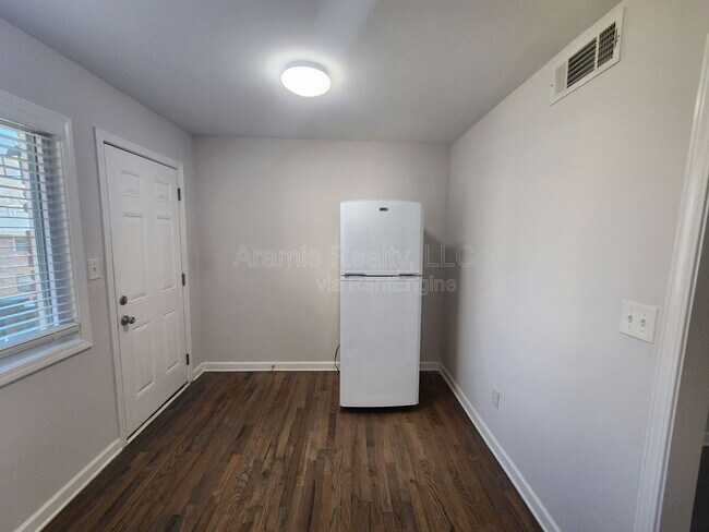 Photo - 1651 Line Cir Unit 3