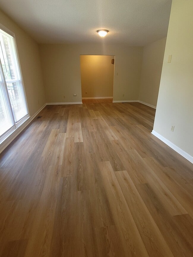 Photo - 1301 Fowler Dr