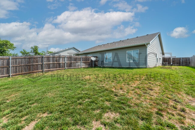 Photo - 8802 E Chris St