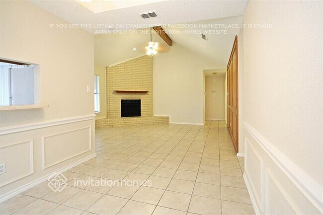 Photo - 4817 Creekridge Ln