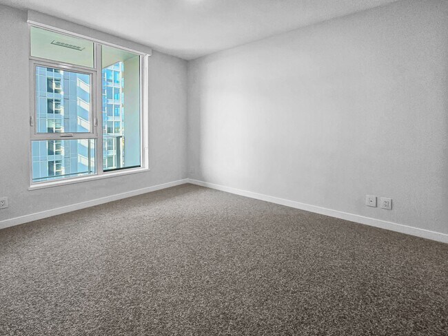 Photo - 2186 Gilmore Ave