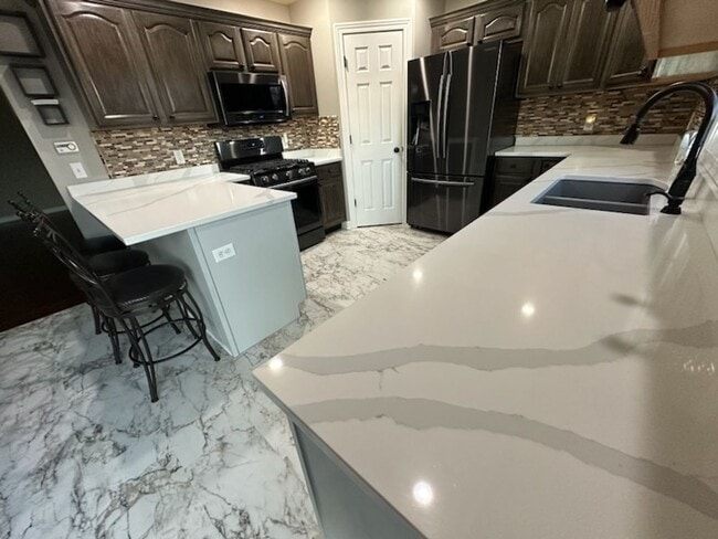 Photo - 24359 Vargas