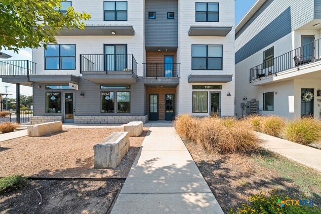 Photo - 1208 N Academy Ave Unit 2203