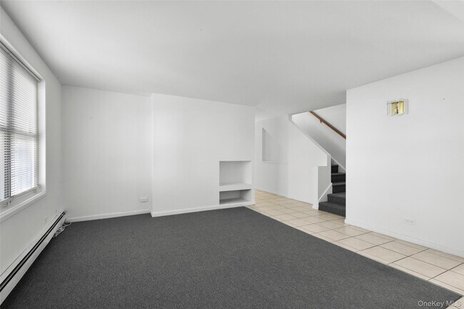 Photo - 156 Madison St