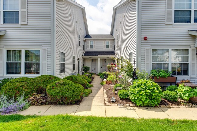 Photo - 2487 Dickens Dr