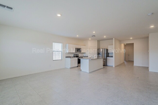 Photo - 6511 W Magdalena Ln