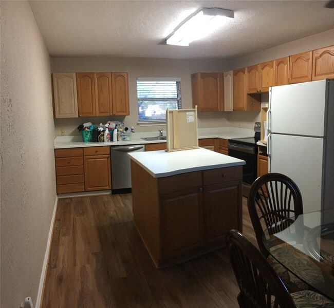 Photo - 2283 McCaleb Rd