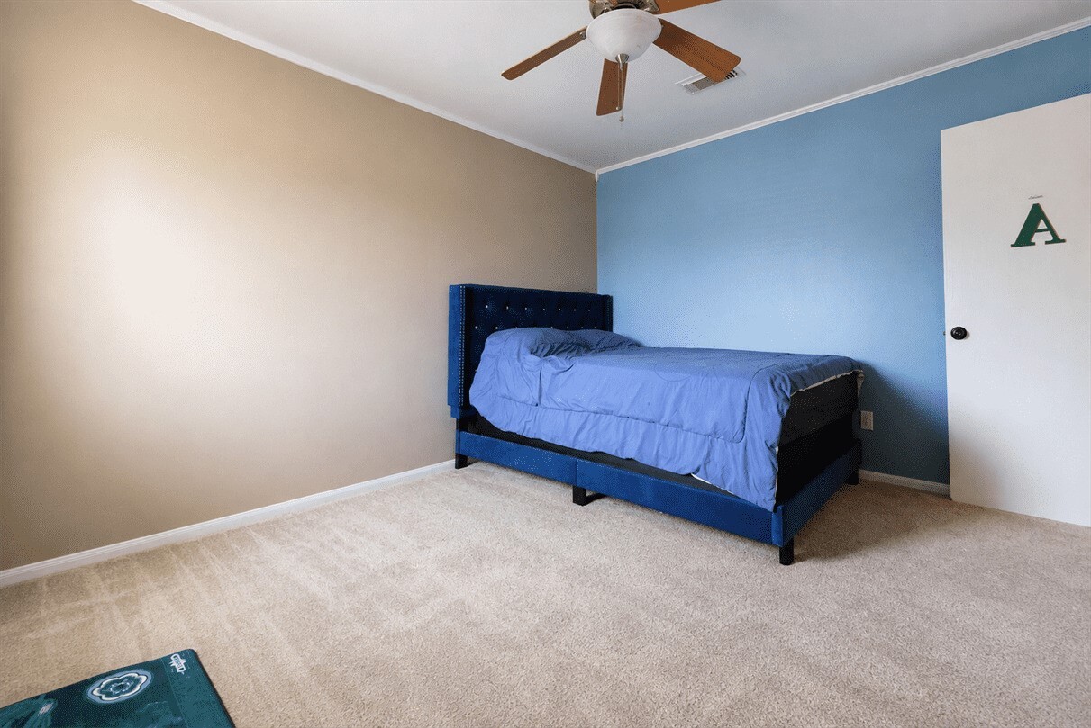 Photo - 29122 Foxingham Cir